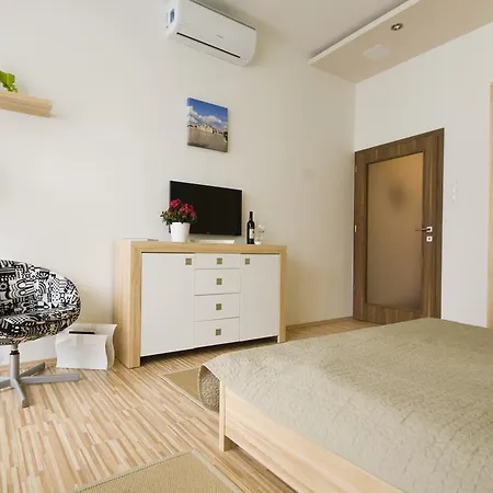 Regiposta * بودابست